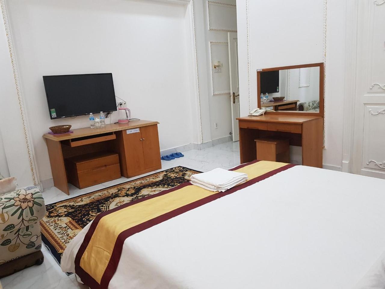 Kim Cuong - Hotel Near Tan Son Nhat Airport Πόλη Χο Τσι Μινχ Εξωτερικό φωτογραφία